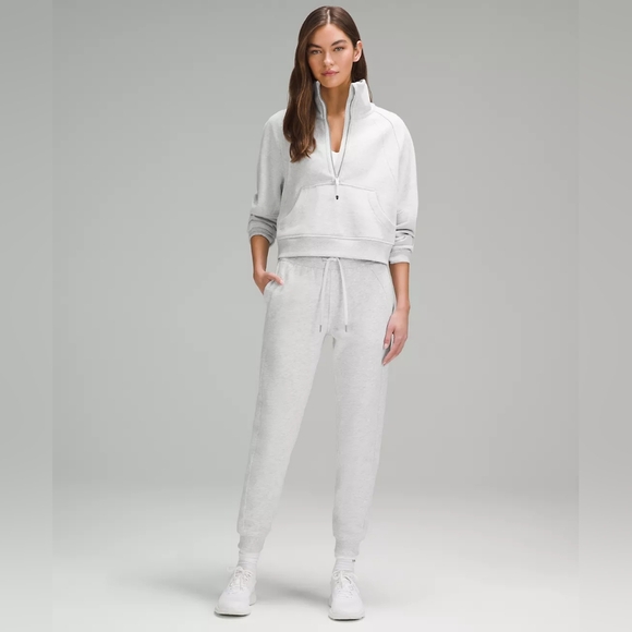 Lululemon Scuba High-Rise Cropped Jogger - Picture 3 of 8